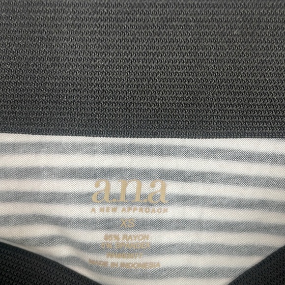 a.n.a Striped Knit Pull-on Skirt XS - Picture 2 of 3